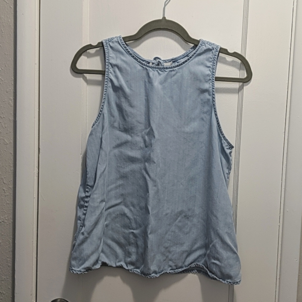 Gap chambray tank